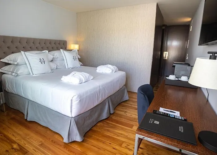 Solar Do Requeijo By Luna & מלון ארקוס דה ואלדבז